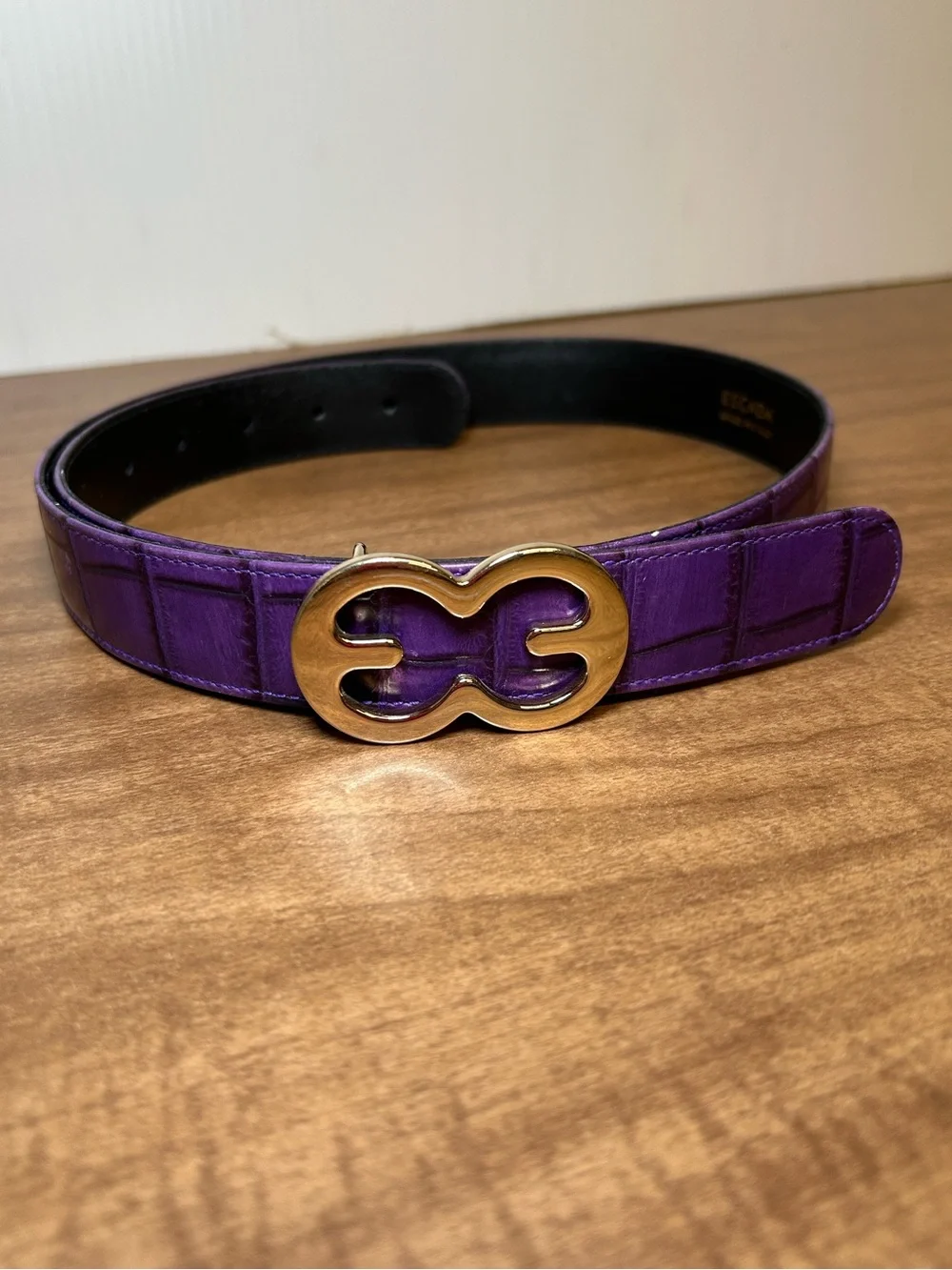Vintage ESCADA Purple Croc Leather Belt Gold EE Logo Buckle Made in Italy 42 Z